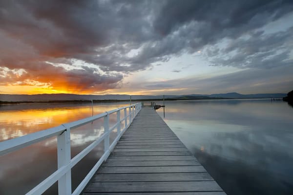 Deakin Reserve, Oak Flats